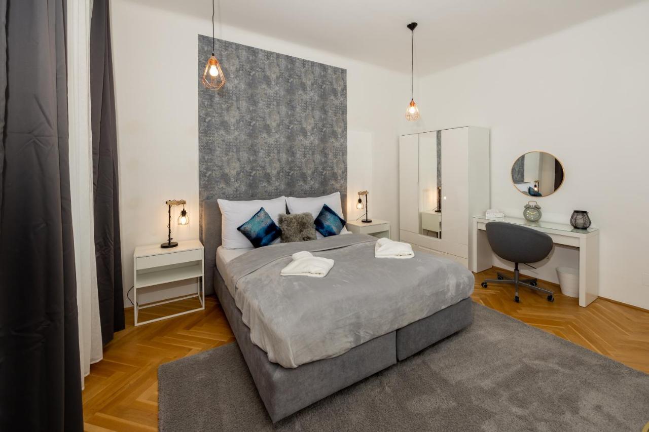 Delightful 1 Bedroom Near Schoenbrunn And Westbahnhof With Big Porch Wenen Buitenkant foto